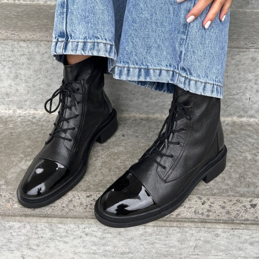 COPENHAGEN SHOES POWER Boots 00010 BLACK W/PATENT TOE