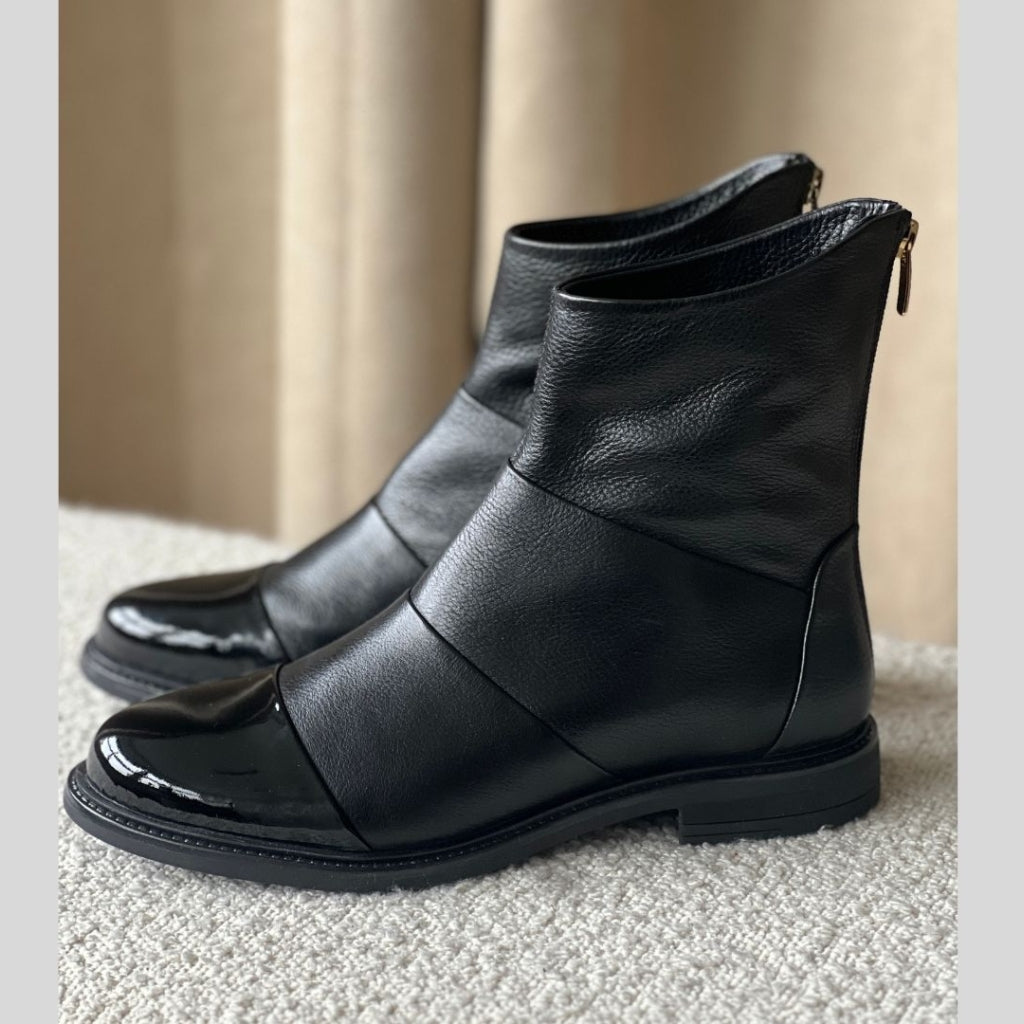 COPENHAGEN SHOES STEPHANIE Boots 00010 BLACK W/PATENT TOE