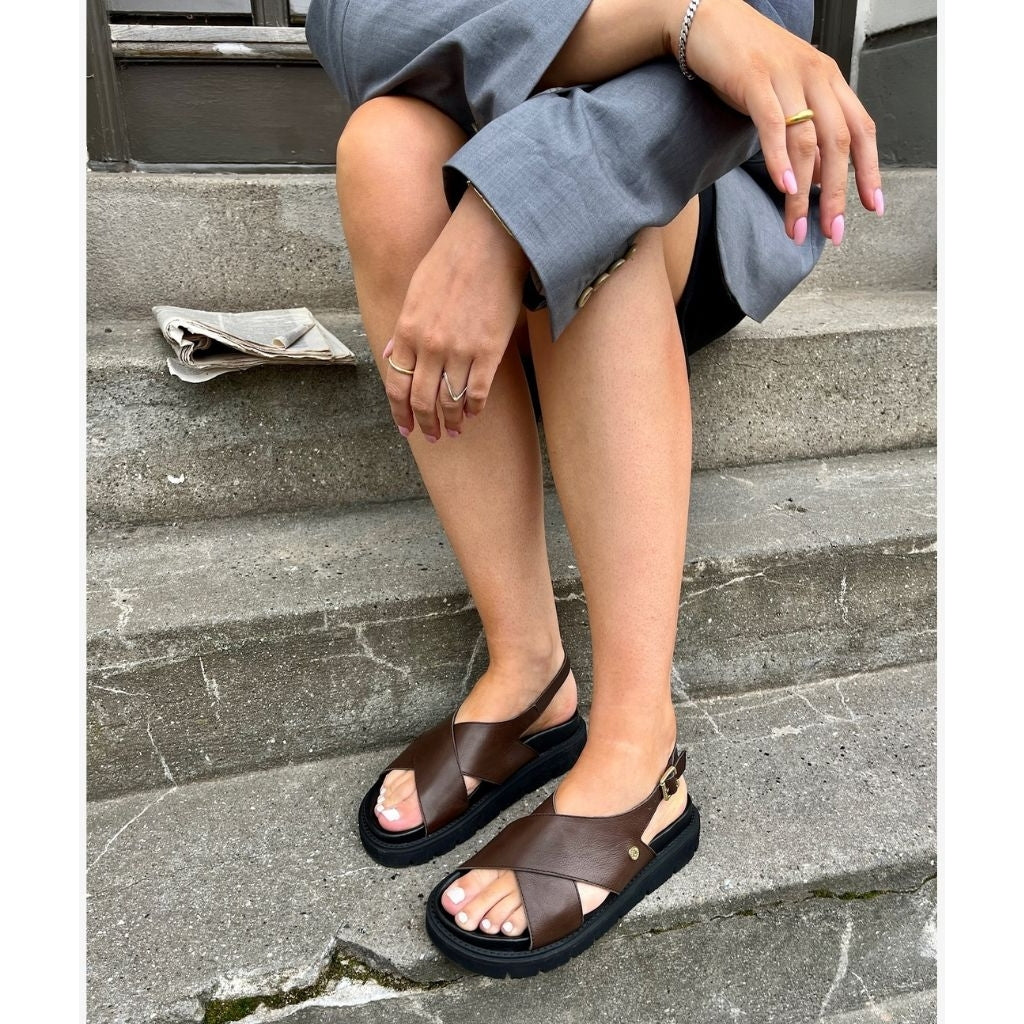 COPENHAGEN SHOES SUMMERTIME Sandals 0018 DK BROWN