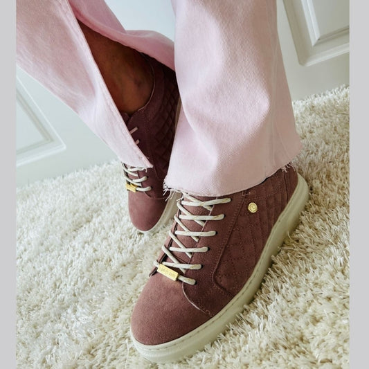 COPENHAGEN SHOES Dressed 22 Copenhagenshoes by Josefine Valentin Sneakers 149 Rosa suede