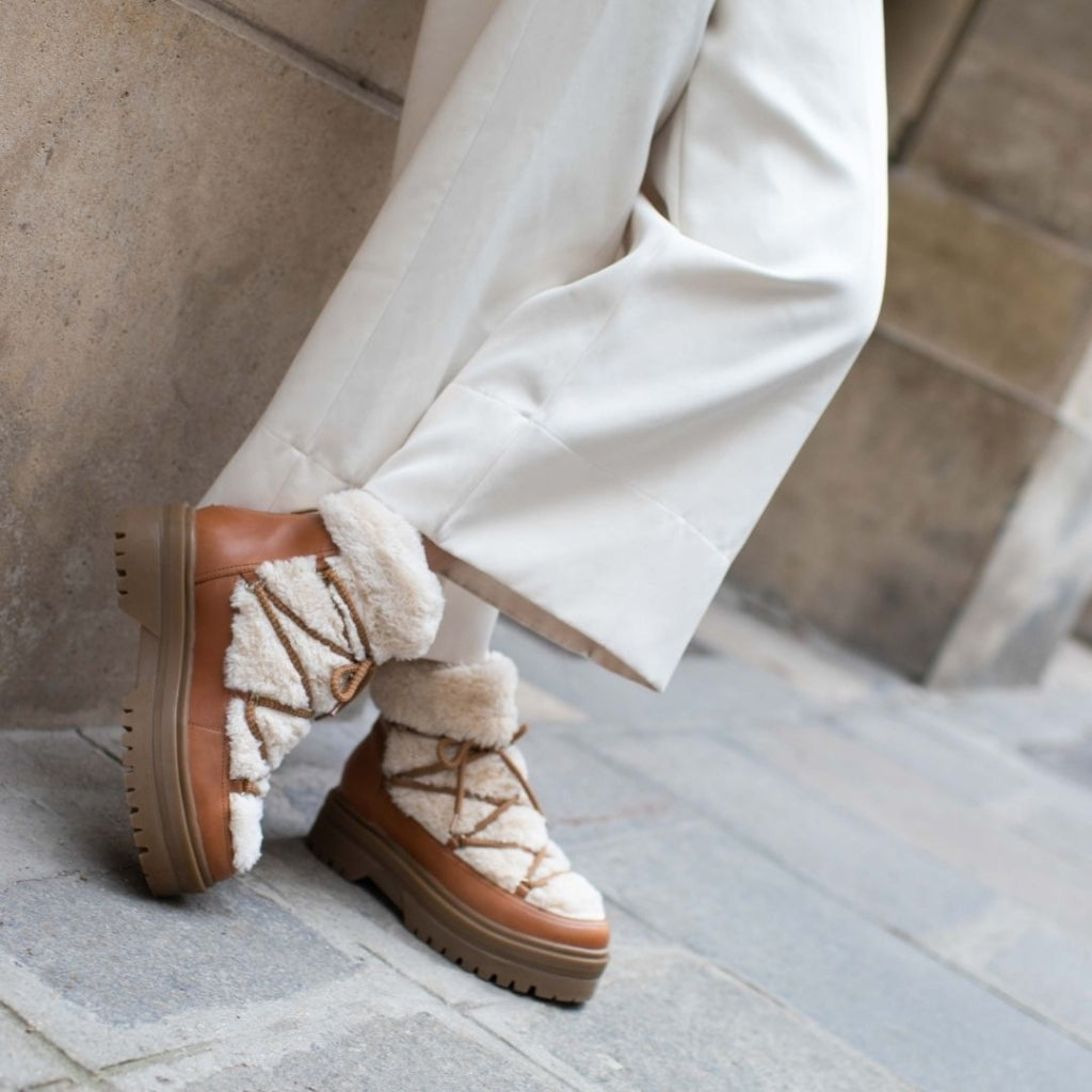 SNOW BY SNOW 22 LOW COGNAC OFF WHITE