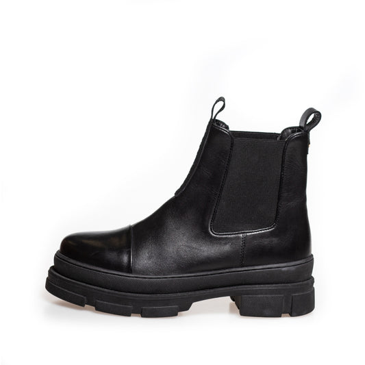 COPENHAGEN SHOES YOU AND ME LOW Boots 565 Black (with black sole)