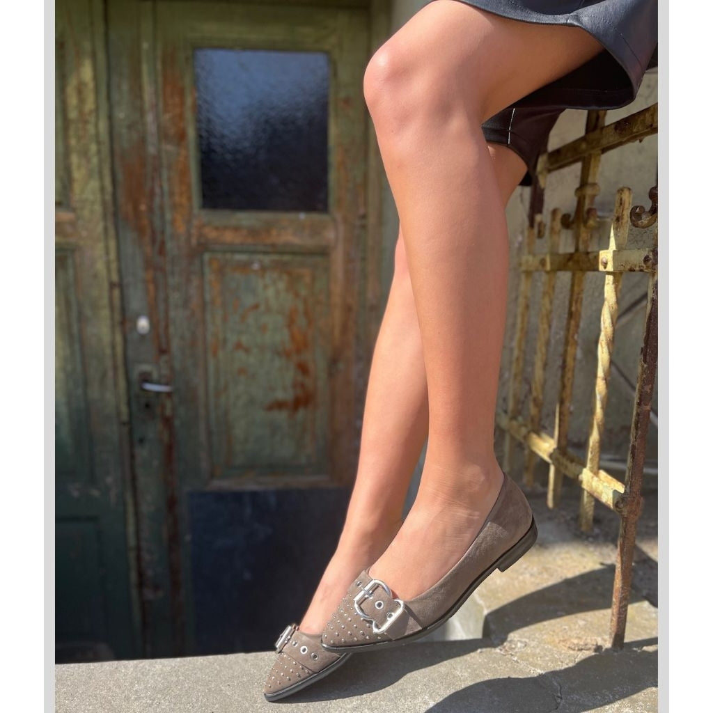 AS THE MOVE SUEDE GREEN –