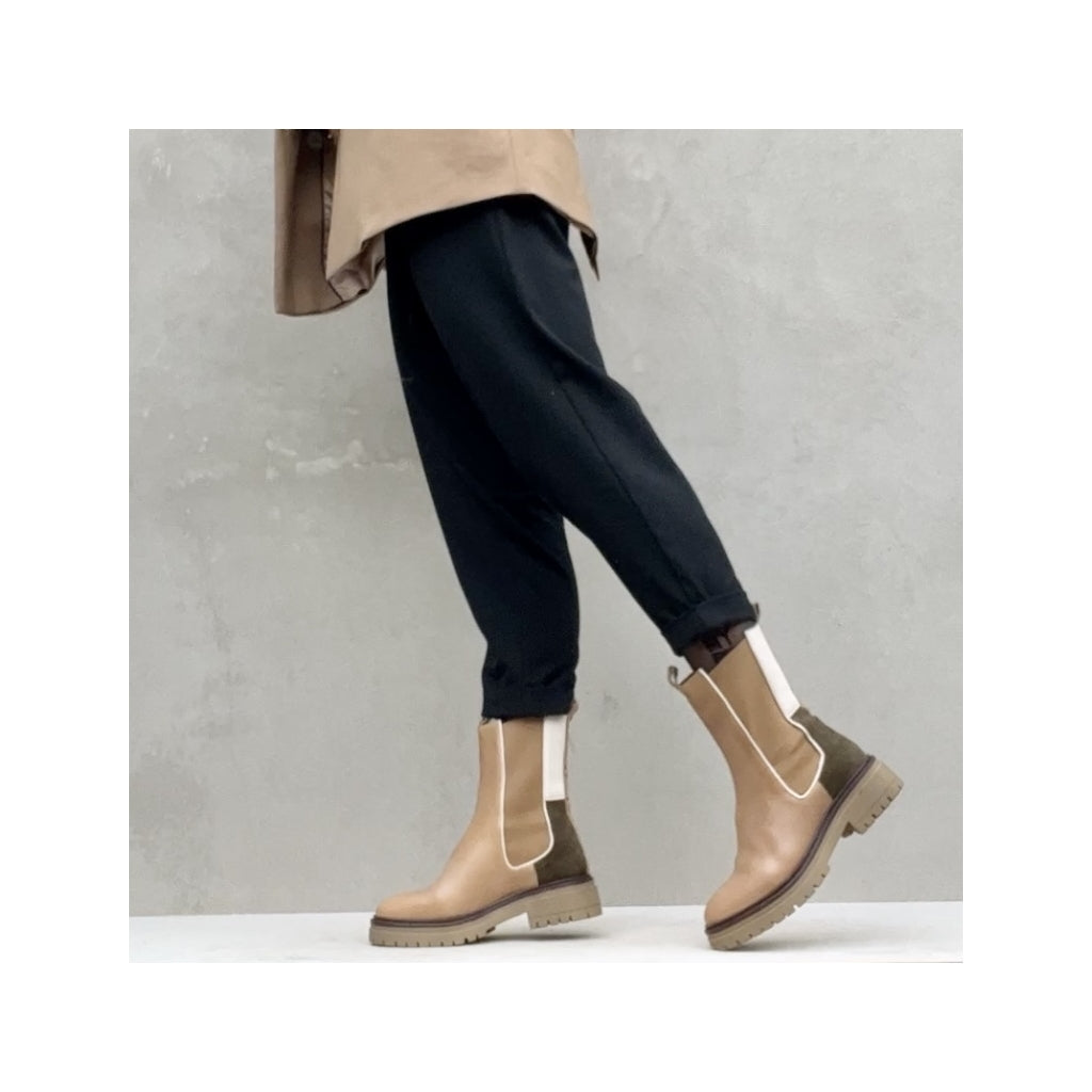 COPENHAGEN SHOES BEVERLY BOOT CAMEL Boots 0138 CAMEL
