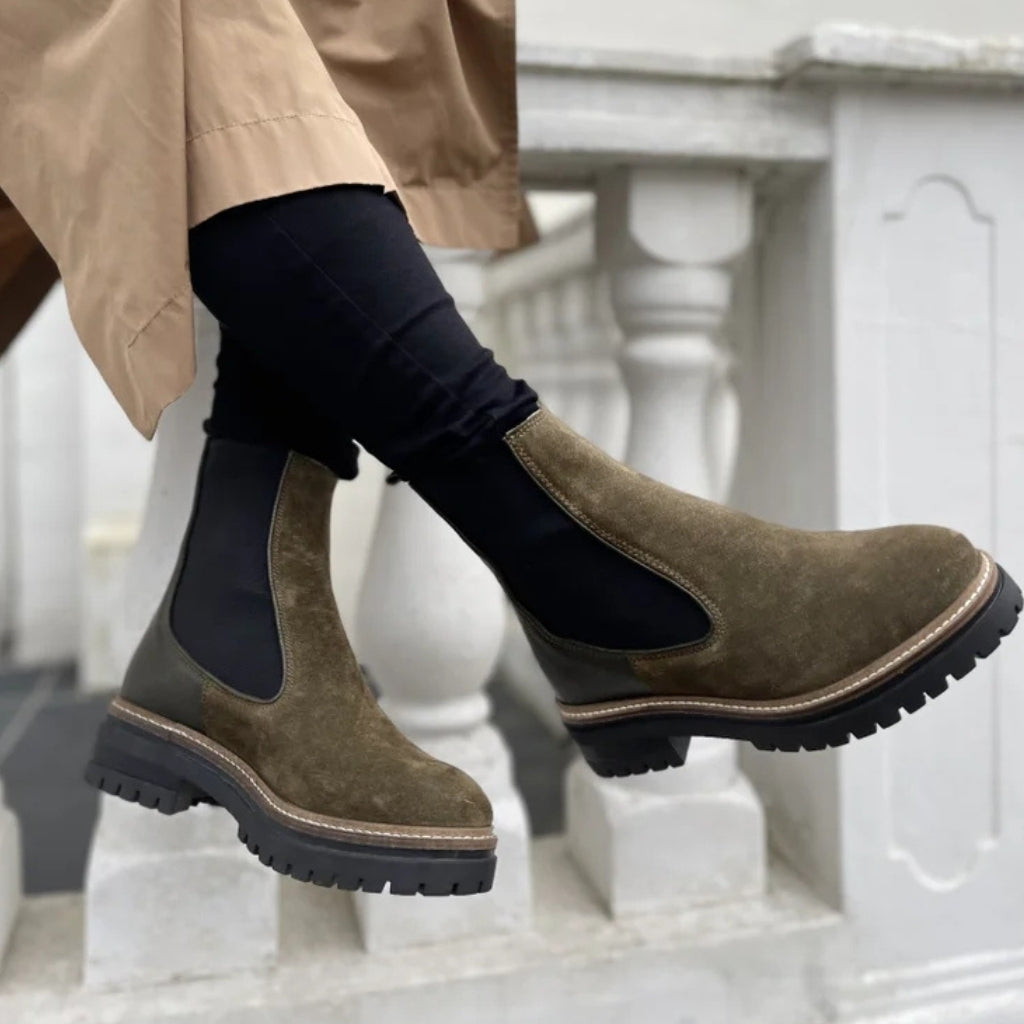 COPENHAGEN SHOES FALL 21 Suede Boots 099 Army