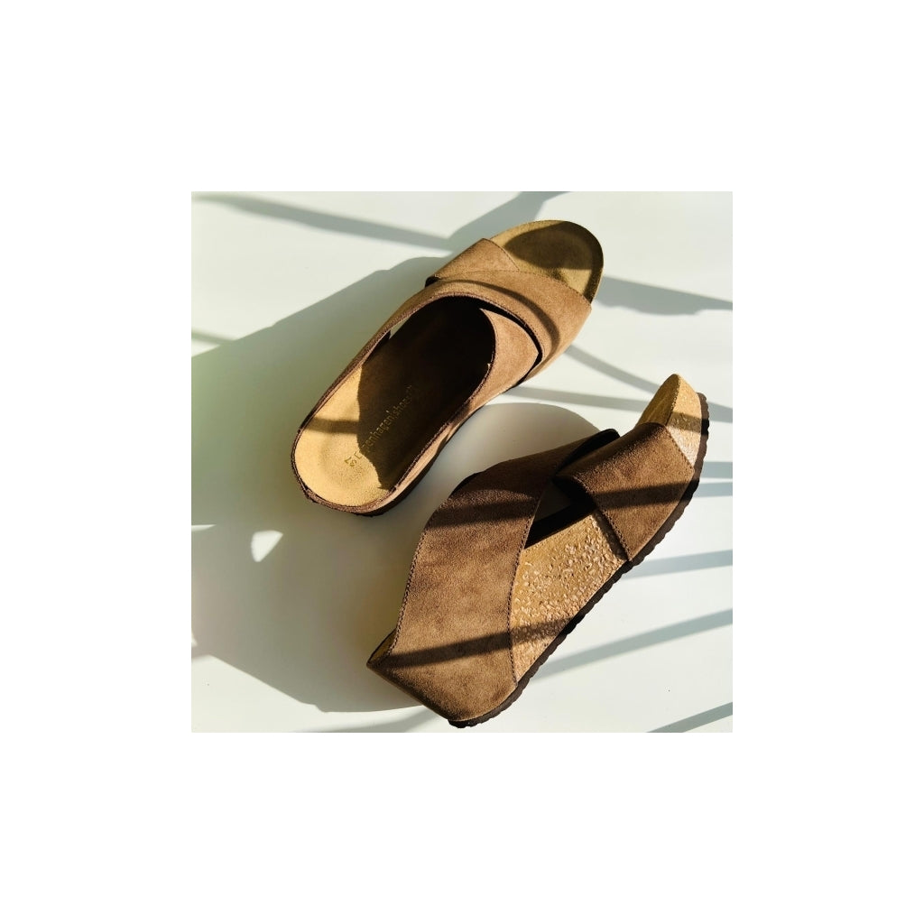 COPENHAGEN SHOES FRANCES 23 Suede Wedge sandals 00075 DARK BEIGE (BEIGE 132BIS)