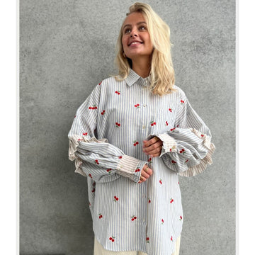 STORIES FROM THE ATELIER by COPENHAGENSHOES I AM A CHERRY CLOTHES 0061 WHITE