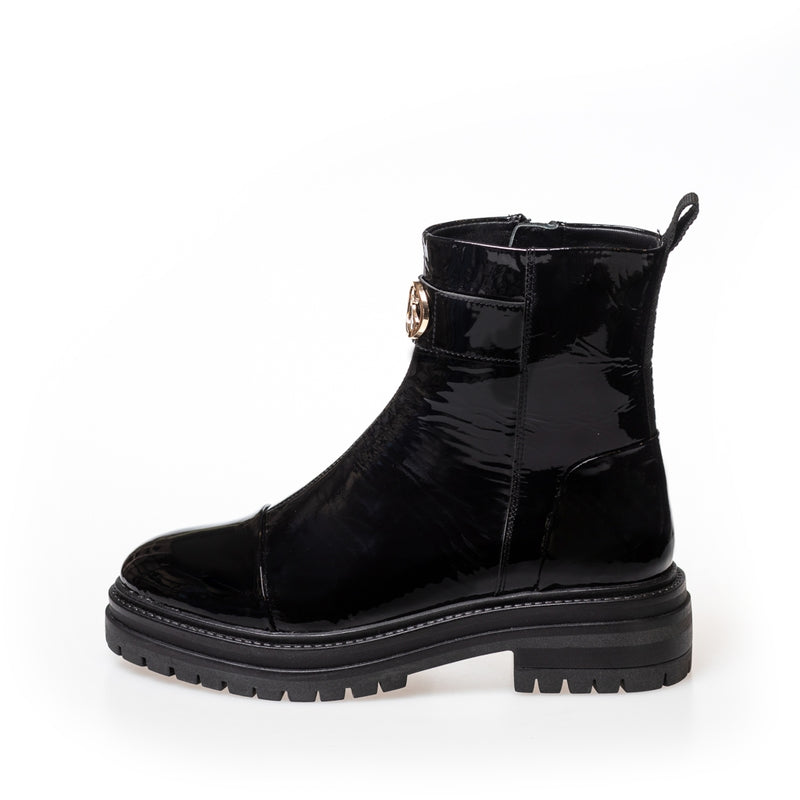 Copenhagen Shoes by Josefine Valentin LADY BOSS PATENT Boot 038 Black patent