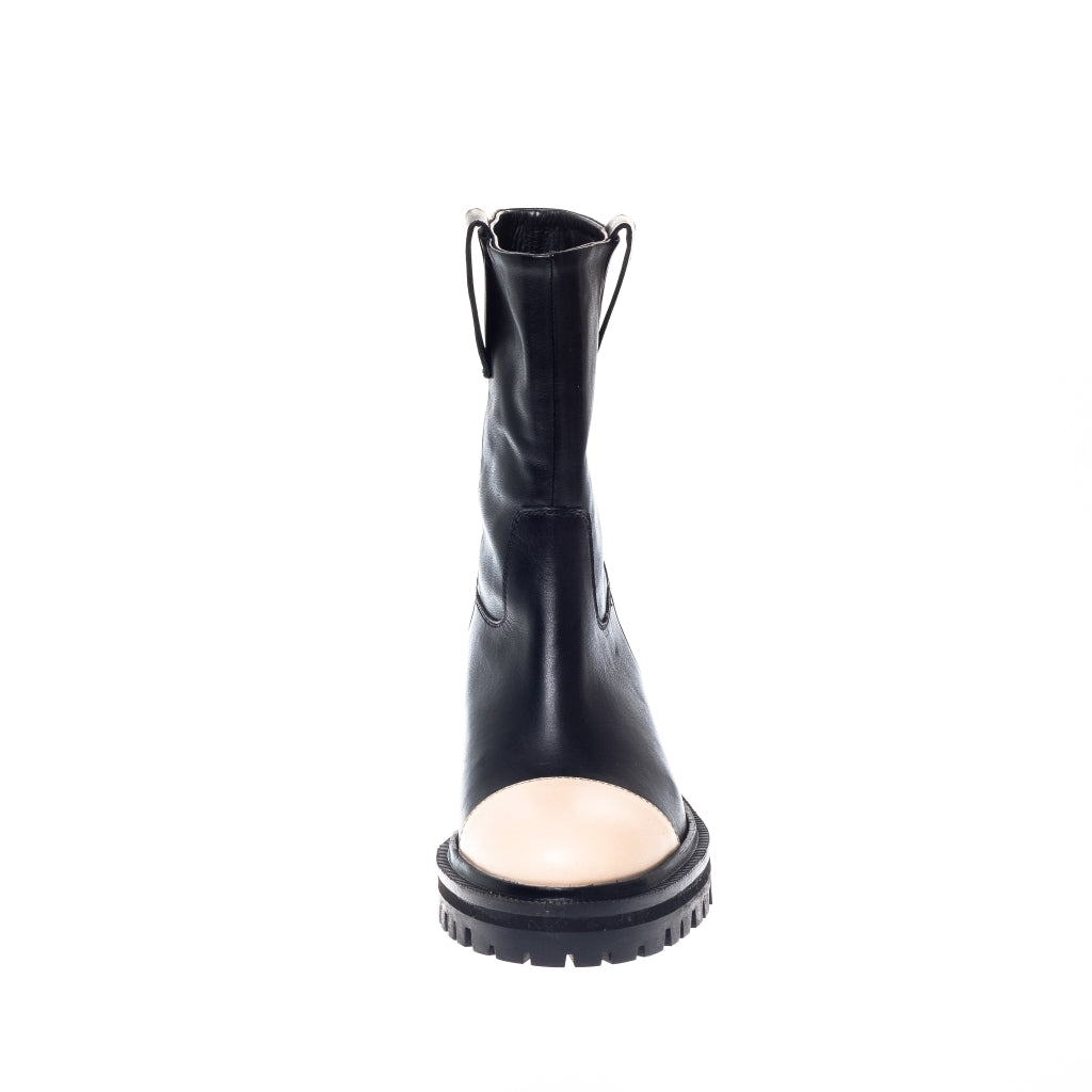 COPENHAGEN SHOES LET'S GO Copenhagenshoes by Josefine Valentin Boots 1623 BLACK WITH OFF WHITE TOE