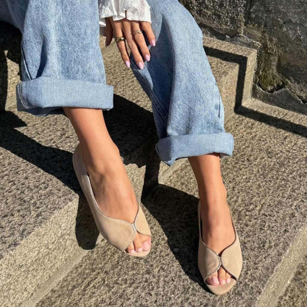 COPENHAGEN SHOES LIKE A MELODY-SUEDE Ballet flats 0004 BEIGE/GOLD