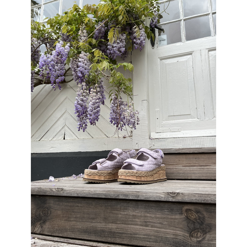 COPENHAGEN SHOES MAGIC SUEDE Wedge sandals 616 Lavenda