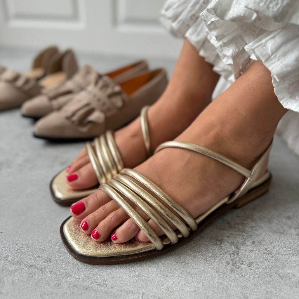 COPENHAGEN SHOES ME AND YOU - GOLD Sandals 371 PLATINO