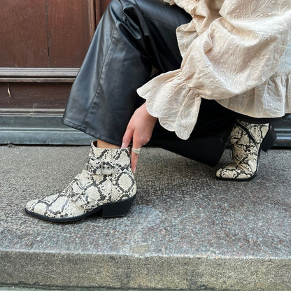 COPENHAGEN SHOES MOVE FOR MORE SN Boots 0094 BLACK/OFF WHITE