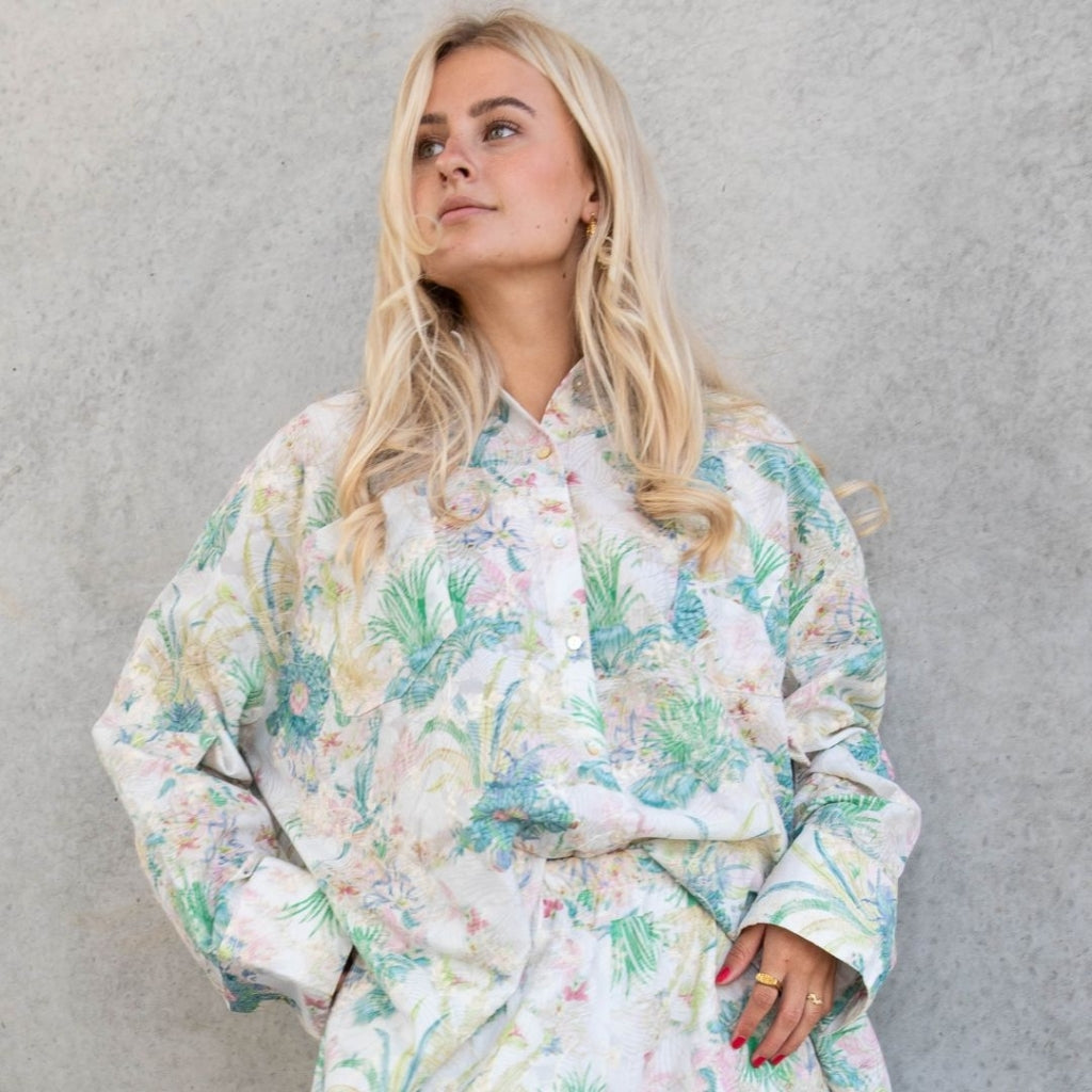 STORIES FROM THE ATELIER by COPENHAGENSHOES MY LOVERS SHIRT CLOTHES 388 Multi flower