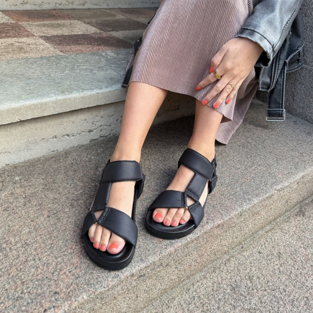 MY SUMMER DAYS - BLACK – Copenhagenshoes.com