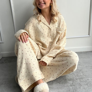 STORIES FROM THE ATELIER by COPENHAGENSHOES PAJAMAS PANTS 2 PANTS 01 BEIGE SMALL FLOWER