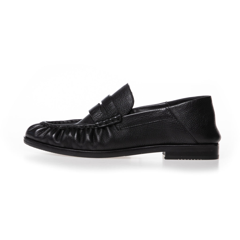 COPENHAGEN SHOES PARIS AND ME PLAIN Loafers 0001 BLACK