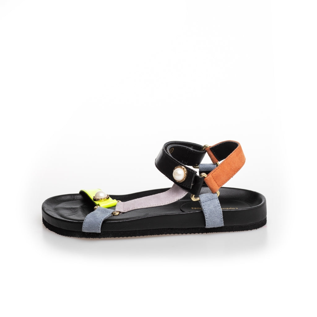 COPENHAGEN SHOES PEACE WITH PEARL 22 Sandals 02 BLACK/NEON