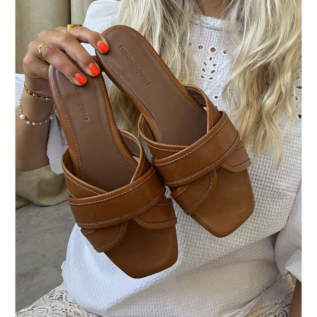 COPENHAGEN SHOES SMILE AND DANCE Slippers 0241 COGNAC