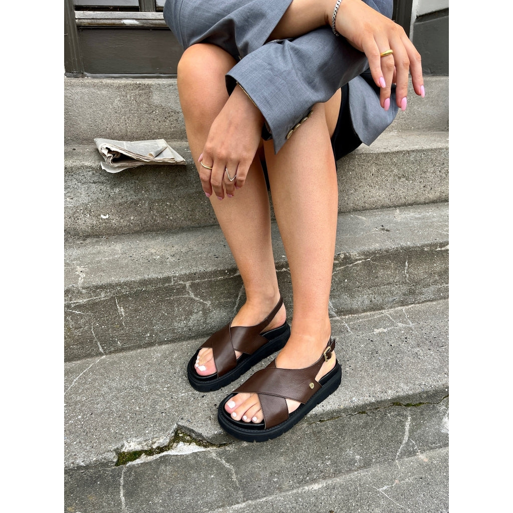 COPENHAGEN SHOES SUMMERTIME Sandals 0018 DK BROWN