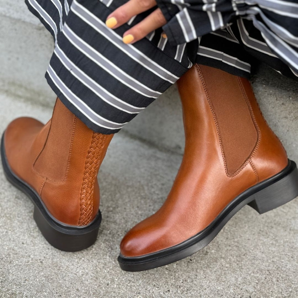 COPENHAGEN SHOES THE CITY LIFE Boots 0241 COGNAC