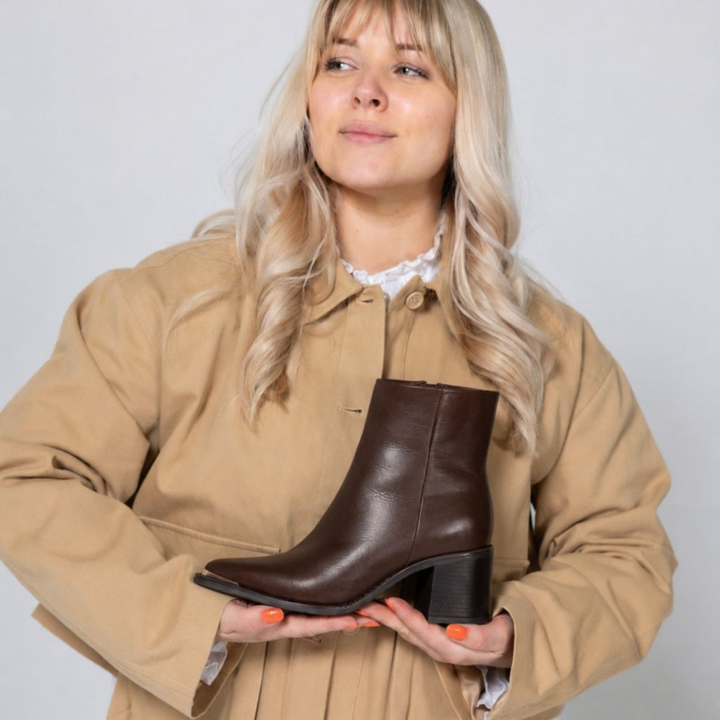 COPENHAGEN SHOES THE EMELY BOOT Boots 0012 BROWN