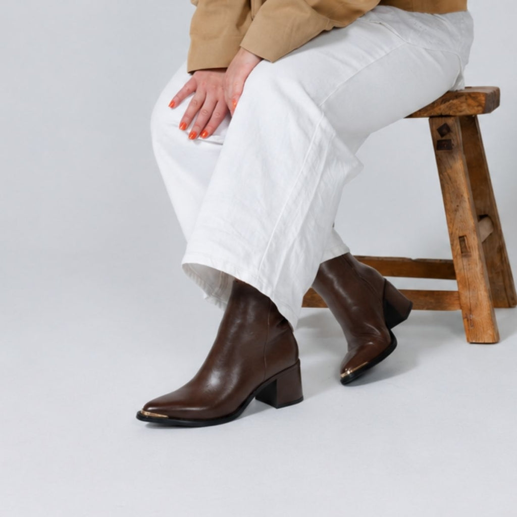 COPENHAGEN SHOES THE EMELY BOOT Boots 0012 BROWN
