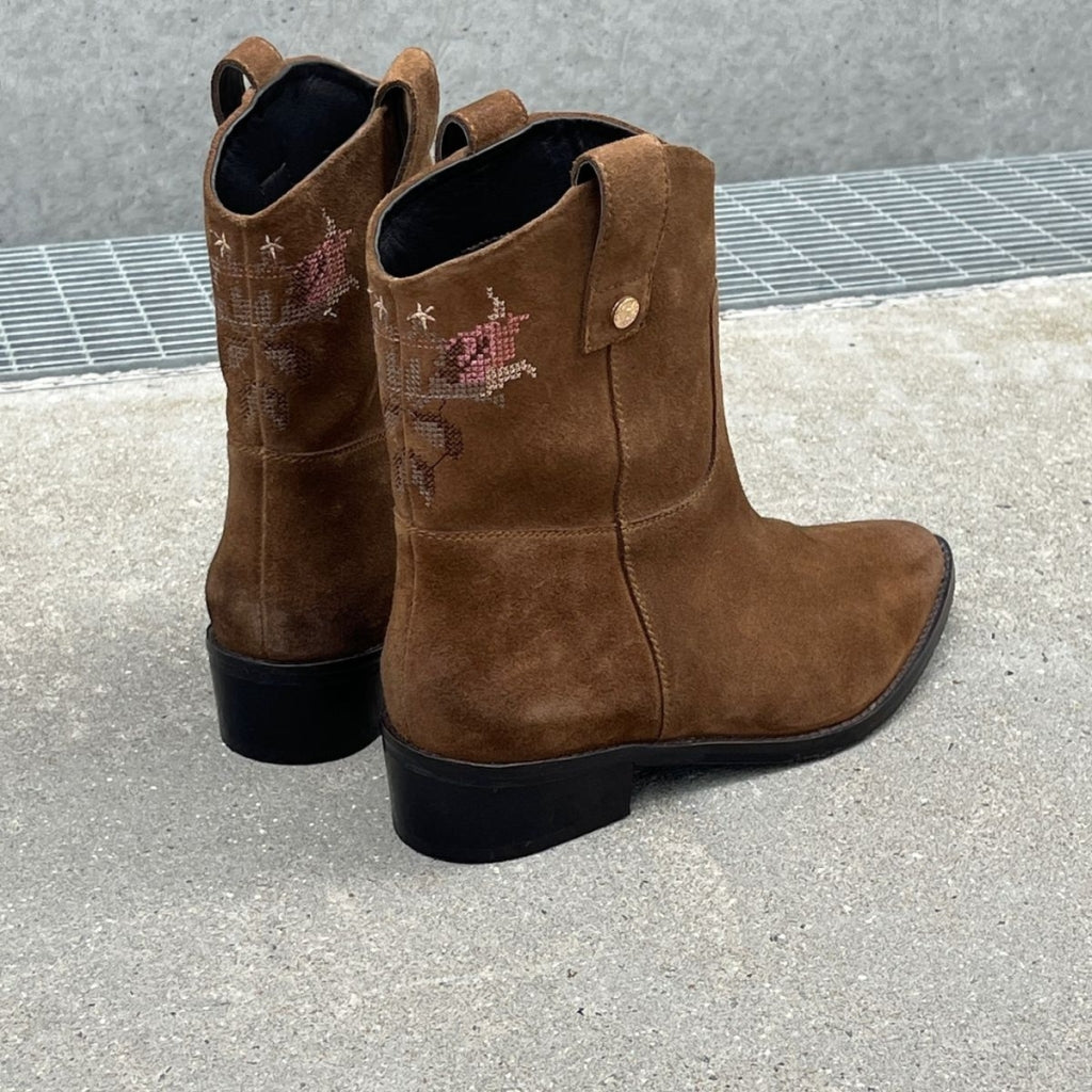 COPENHAGEN SHOES THE MONICE BOOT Boots 0241 COGNAC