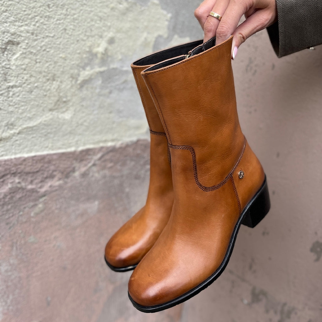 COPENHAGEN SHOES YOUR VIBE Boots 125 TAN