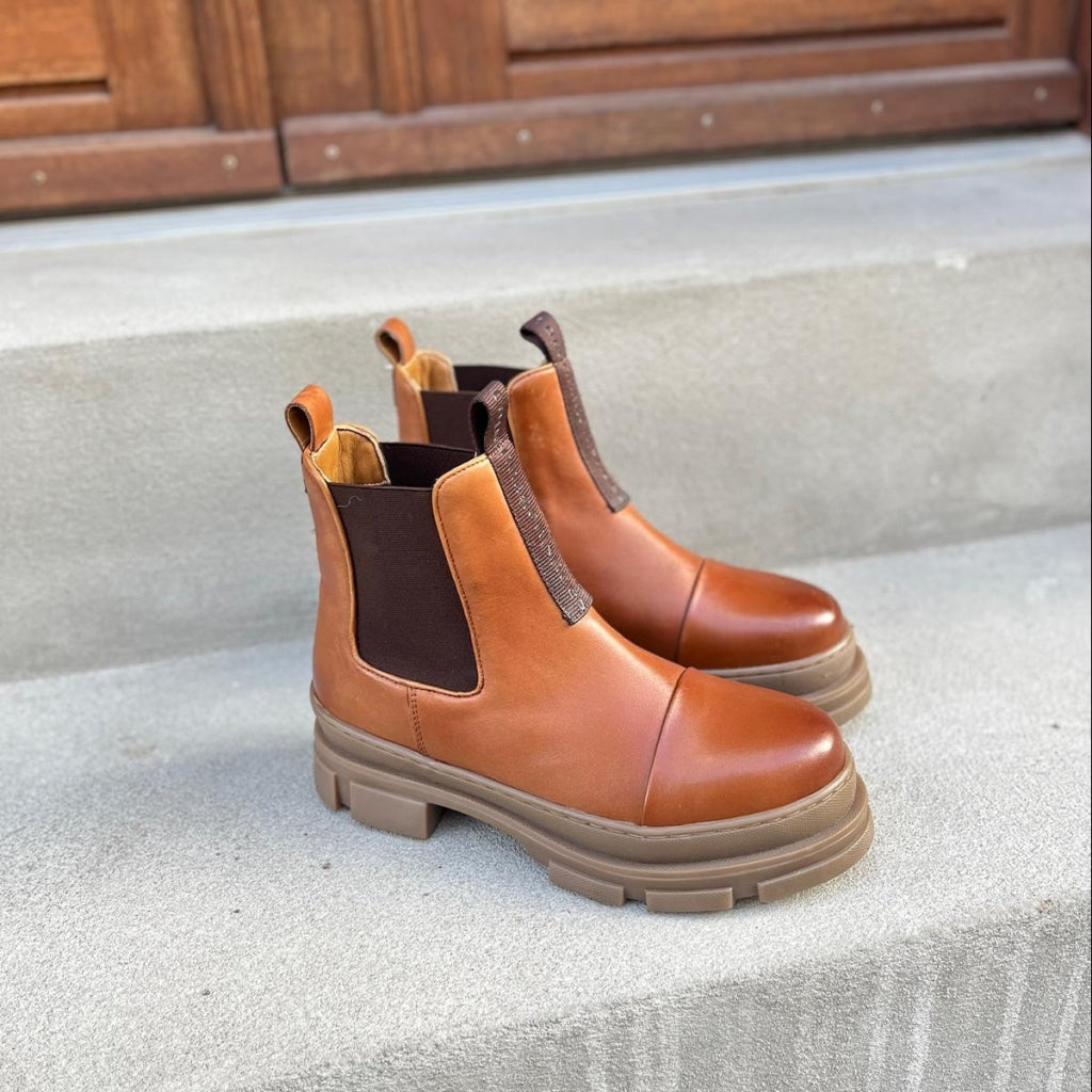 COPENHAGEN SHOES YOU AND ME LOW Boots 0241 COGNAC