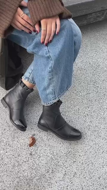 COPENHAGEN SHOES MARGARET Boots 00010 BLACK W/PATENT TOE