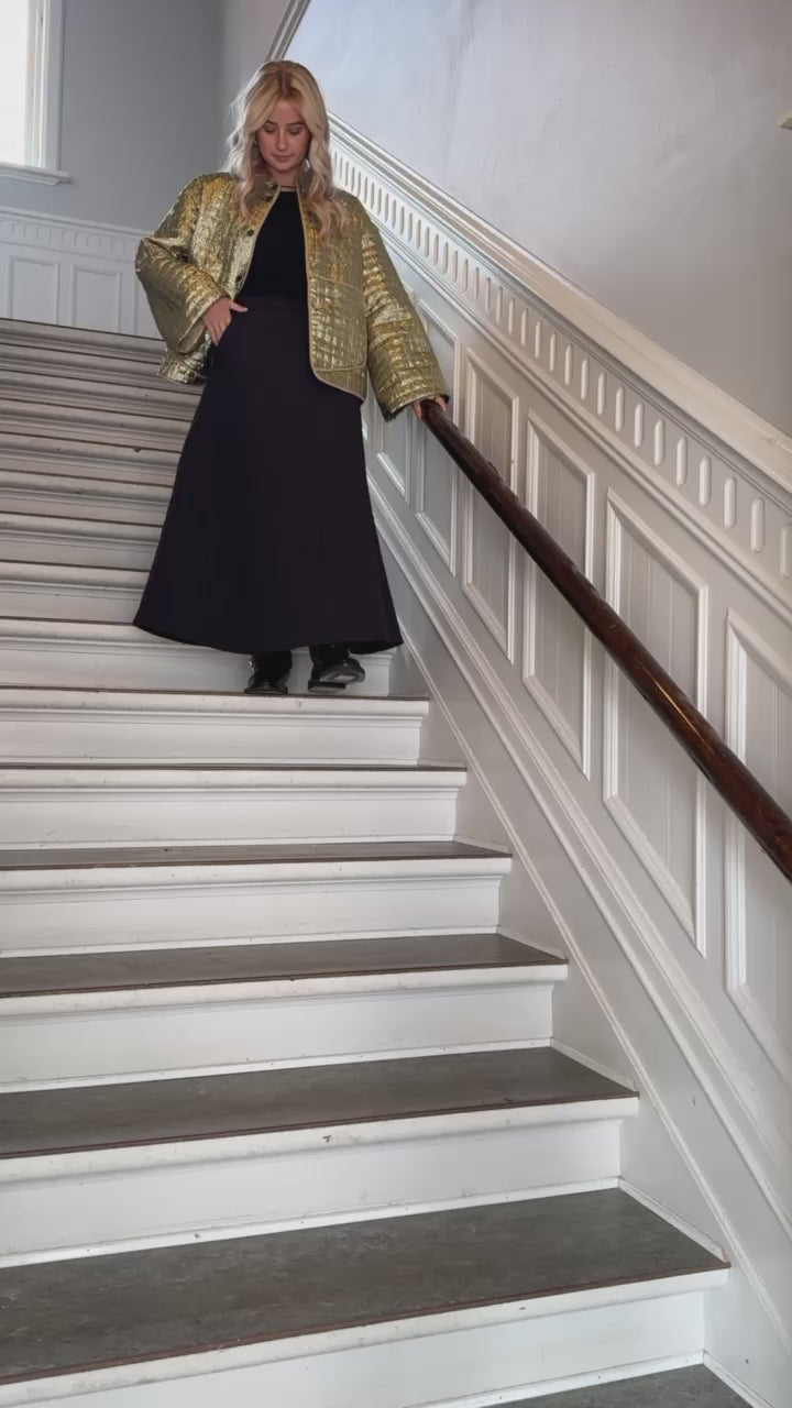 STORIES FROM THE ATELIER by COPENHAGENSHOES WHEN ADVENTURE COMES BLAZER 062 DARK GOLD