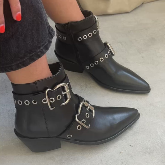 COPENHAGEN SHOES MOVE FOR MORE BLACK Boots 0001 BLACK
