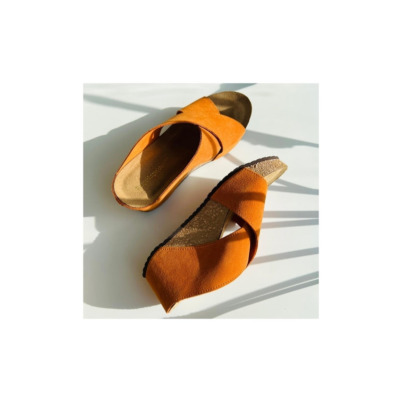 COPENHAGEN SHOES FRANCES 23 Suede Wedge sandals 00065 ORANGE (ARANCIO 400)