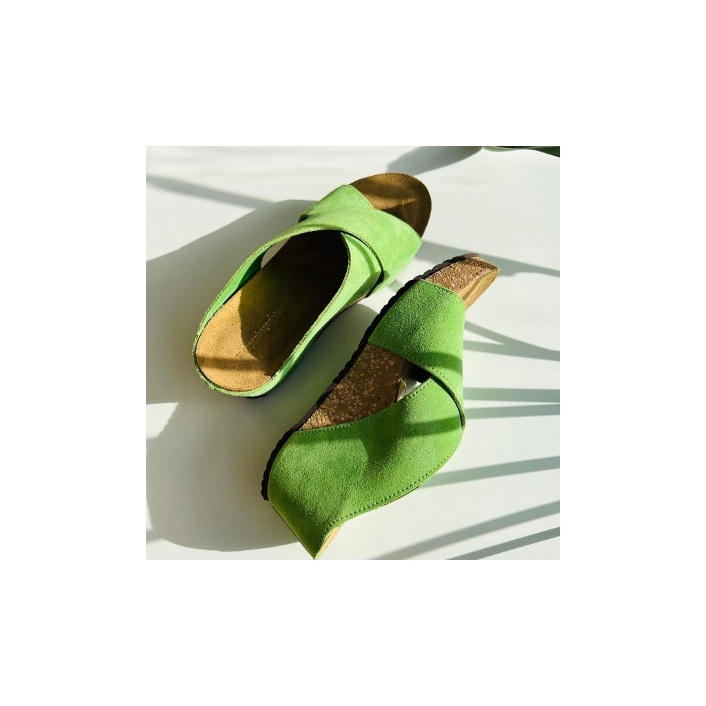 COPENHAGEN SHOES FRANCES 23 Suede Wedge sandals 00077 LIME (LIME 401)