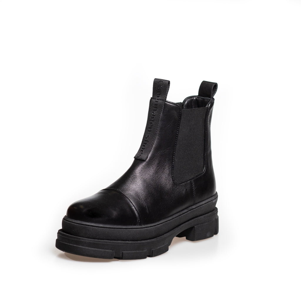 COPENHAGEN SHOES YOU AND ME LOW Boots 565 Black (with black sole)